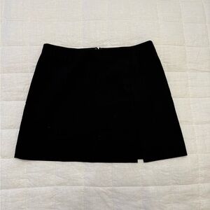 Uniqlo Elegant Black Mini Skirt